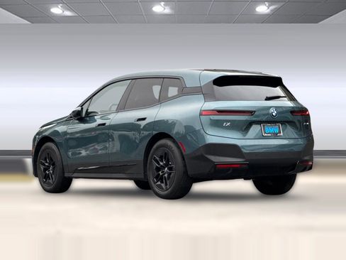 Used 2025 BMW iX xDrive50 image 3