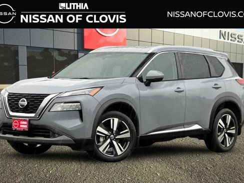 Used 2021 Nissan Rogue SL image 1