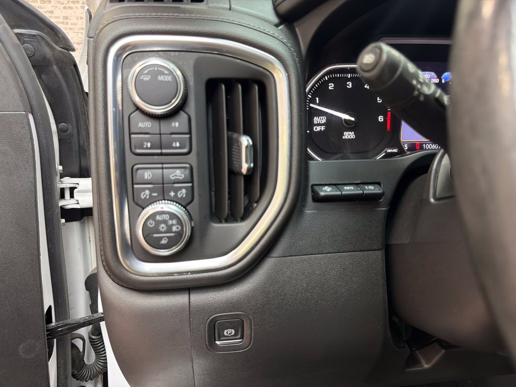 Used 2020 GMC Sierra 1500 Denali w/ Denali Premium Package AWD/4WD image 25