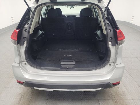 Used 2018 Nissan Rogue S FWD image 29