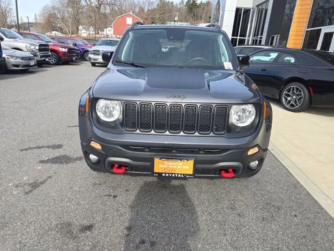 Used 2022 Jeep Renegade Trailhawk image 2