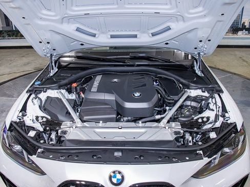 Used 2026 BMW 430i xDrive Coupe w/ M Sport Package AWD/4WD image 5