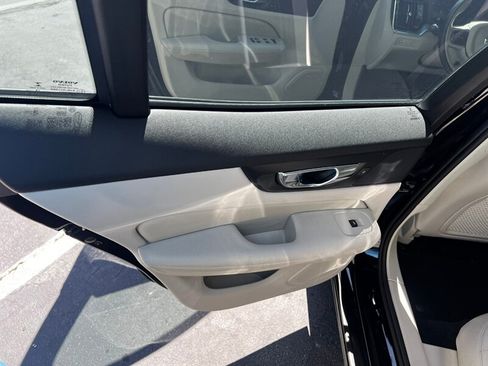 Used 2020 Volvo S60 T6 Momentum AWD/4WD image 22