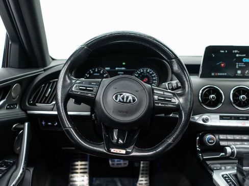 Used 2021 Kia Stinger GT1 image 16