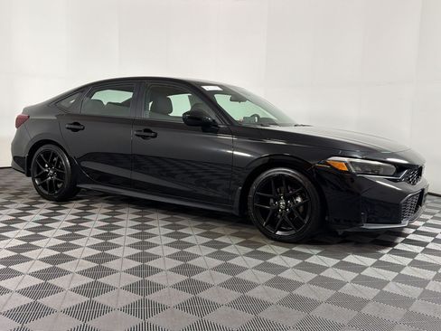 Used 2025 Honda Civic Sport image 6