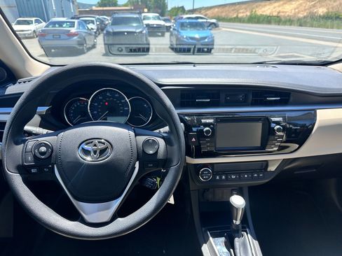 Used 2016 Toyota Corolla LE w/ Protection Package FWD image 7