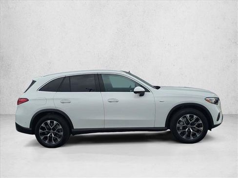 Certified 2025 Mercedes-Benz GLC 350e 4MATIC image 7