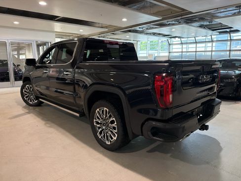 Used 2023 GMC Sierra 1500 Denali Ultimate AWD/4WD image 3