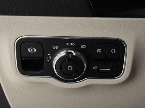 Certified 2026 Mercedes-Benz GLA 250 image 23