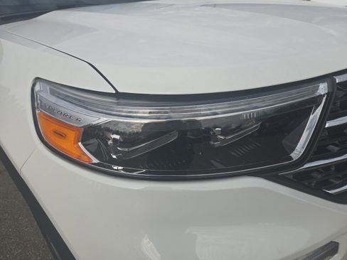 Used 2020 Ford Explorer XLT w/ Equipment Group 202A image 31
