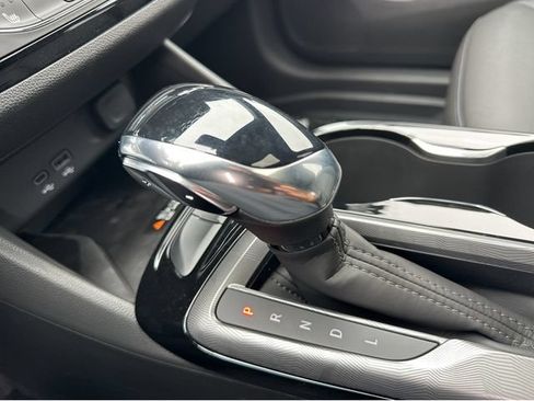 New 2026 Buick Envista Sport Touring w/ Convenience I Package FWD image 19