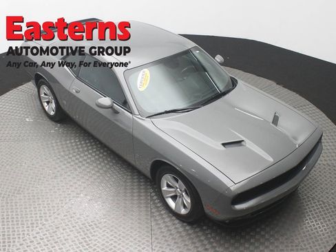 Used 2023 Dodge Challenger SXT RWD image 3