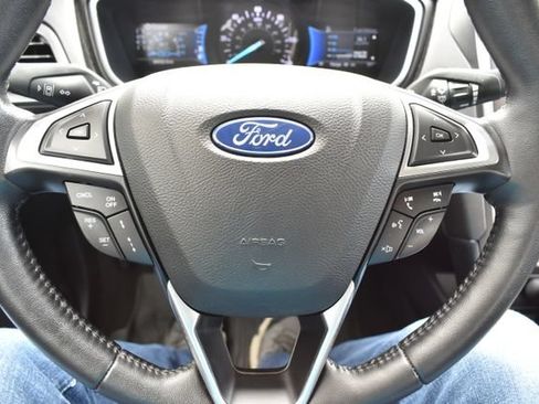 Used 2019 Ford Fusion Energi Titanium FWD image 23