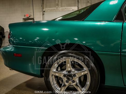 Used 1997 Chevrolet Camaro Z28 RWD image 54