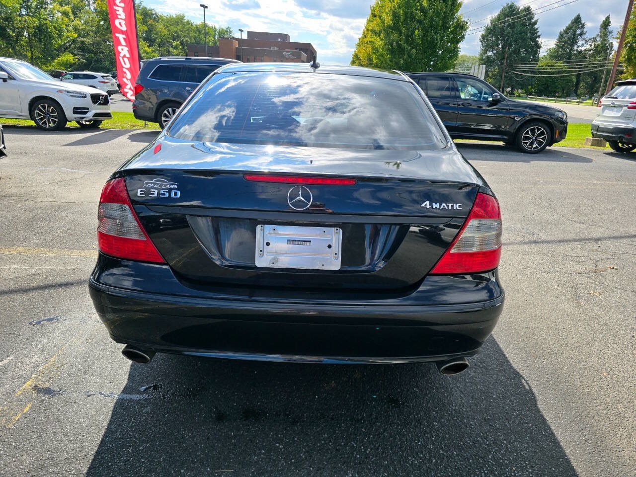 Used 2008 Mercedes-Benz E 350 4MATIC Sedan image 4
