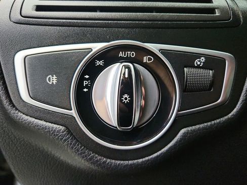 Used 2016 Mercedes-Benz GLC 300 4MATIC image 18