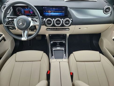 New 2025 Mercedes-Benz GLA 250 image 14