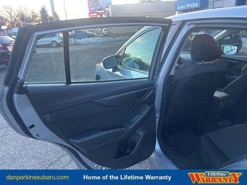 Used 2018 Subaru Impreza 2.0i image 27