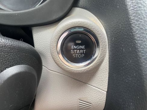 Used 2015 Subaru Forester 2.5i Touring w/ Eyesight & Navigation System AWD/4WD image 18