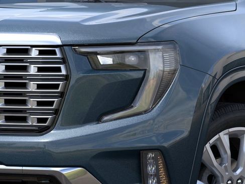 New 2026 GMC Acadia Denali w/ Super Cruise Package FWD image 11