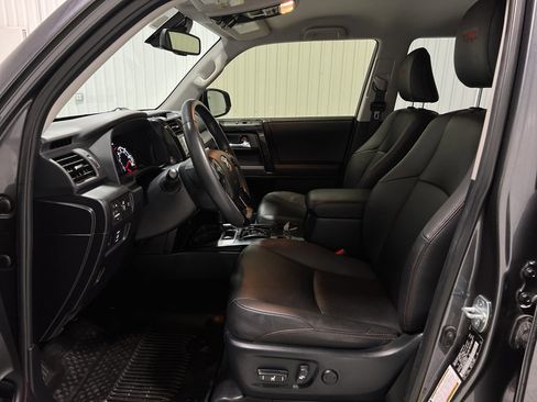 Used 2021 Toyota 4Runner TRD Off-Road Premium image 18