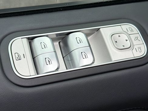 Used 2024 Mercedes-Benz G 63 AMG 4MATIC image 13