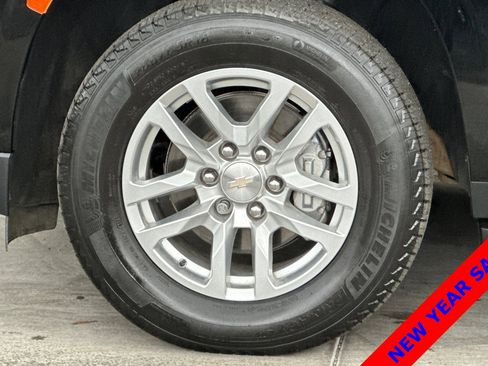 Used 2022 Chevrolet Tahoe LT w/ Luxury Package image 28