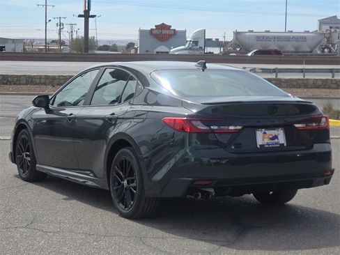 New 2026 Toyota Camry SE image 3
