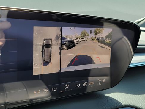 New 2025 Buick Enclave Sport Touring w/ Power Package image 34