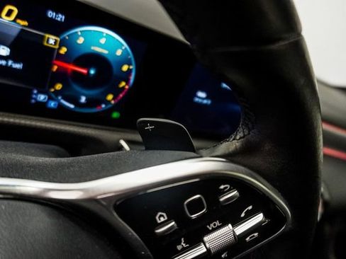 Used 2020 Mercedes-Benz CLA 250 image 18