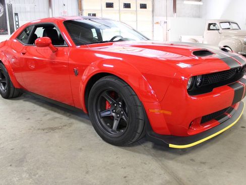 Used 2022 Dodge Challenger SRT Super Stock RWD image 8