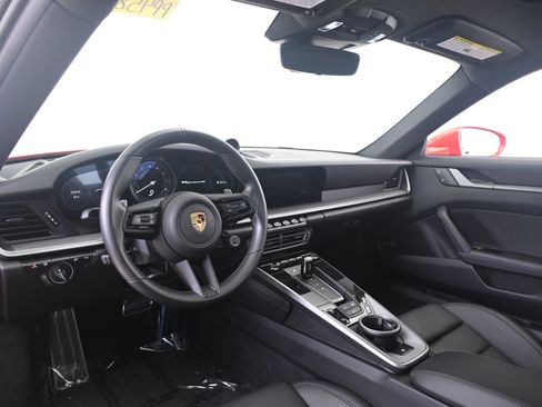 Used 2022 Porsche 911 Carrera S RWD image 4