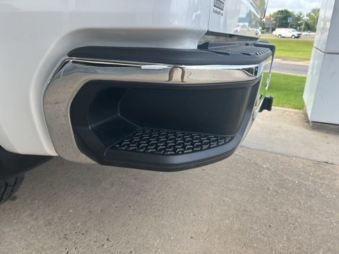 Used 2022 GMC Sierra 1500 SLT AWD/4WD image 11