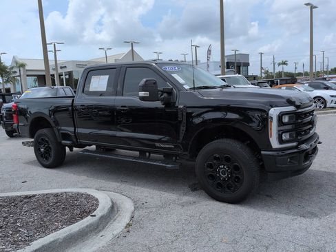 Used 2024 Ford F250 Lariat w/ Black Appearance Package AWD/4WD image 2