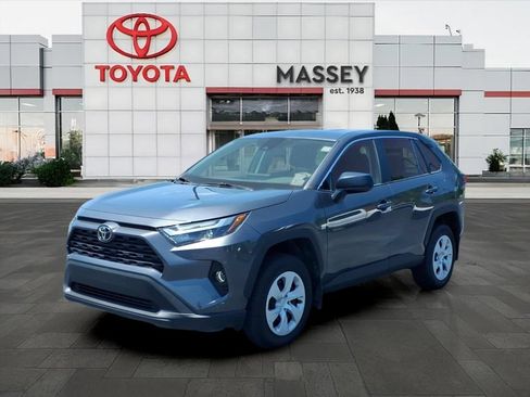Used 2025 Toyota RAV4 LE FWD image 7