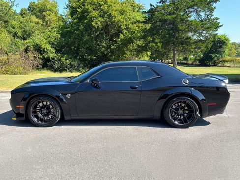 Used 2023 Dodge Challenger SRT Hellcat RWD image 7