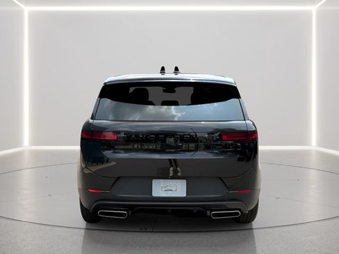Certified 2025 Land Rover Range Rover Sport SE AWD/4WD image 4
