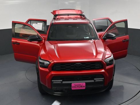 Used 2025 Toyota 4Runner TRD Off-Road Premium w/ Tow Technology Package AWD/4WD image 24