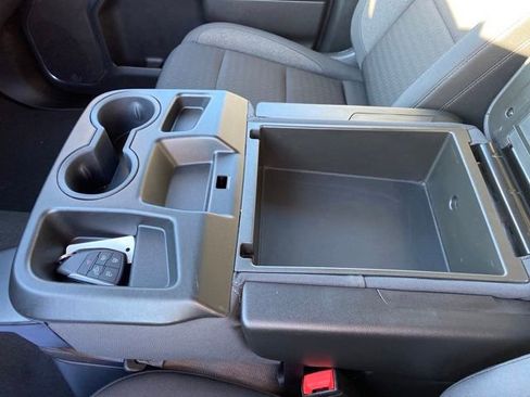 Certified 2024 GMC Sierra 1500 SLE image 11