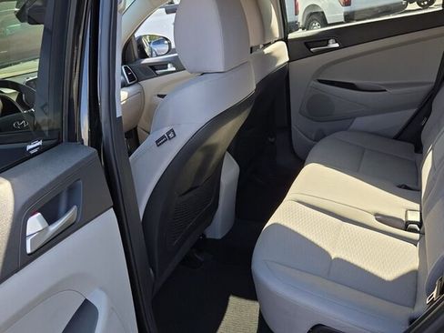 Used 2019 Hyundai Tucson Value AWD/4WD image 9