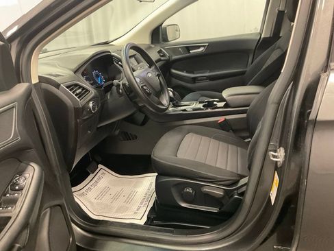 Used 2017 Ford Edge SE FWD image 7