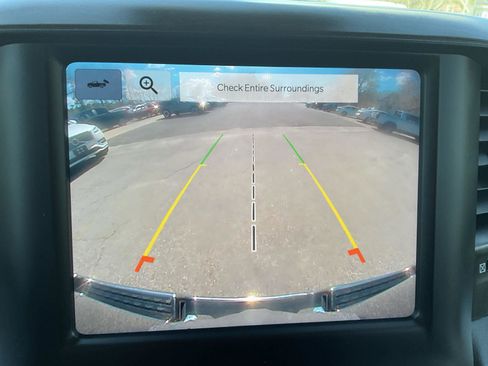 Used 2022 RAM 1500 Laramie AWD/4WD image 21