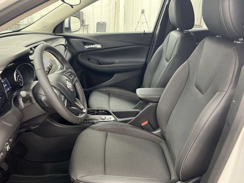 Used 2023 Buick Encore GX Select w/ Sport Touring Package AWD/4WD image 18