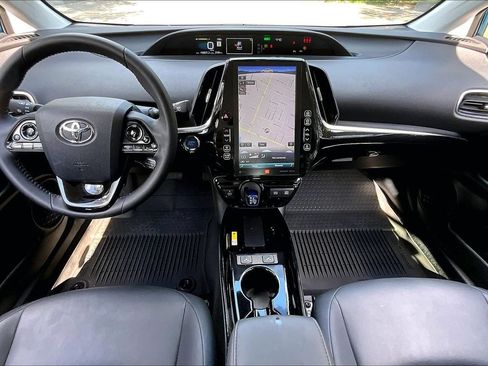 Used 2021 Toyota Prius Limited FWD image 7
