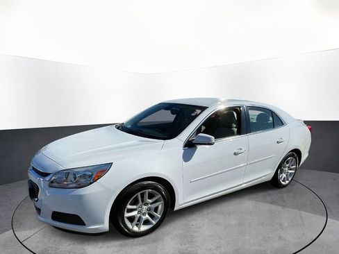 Used 2014 Chevrolet Malibu LT w/ Power Convenience Package FWD image 3
