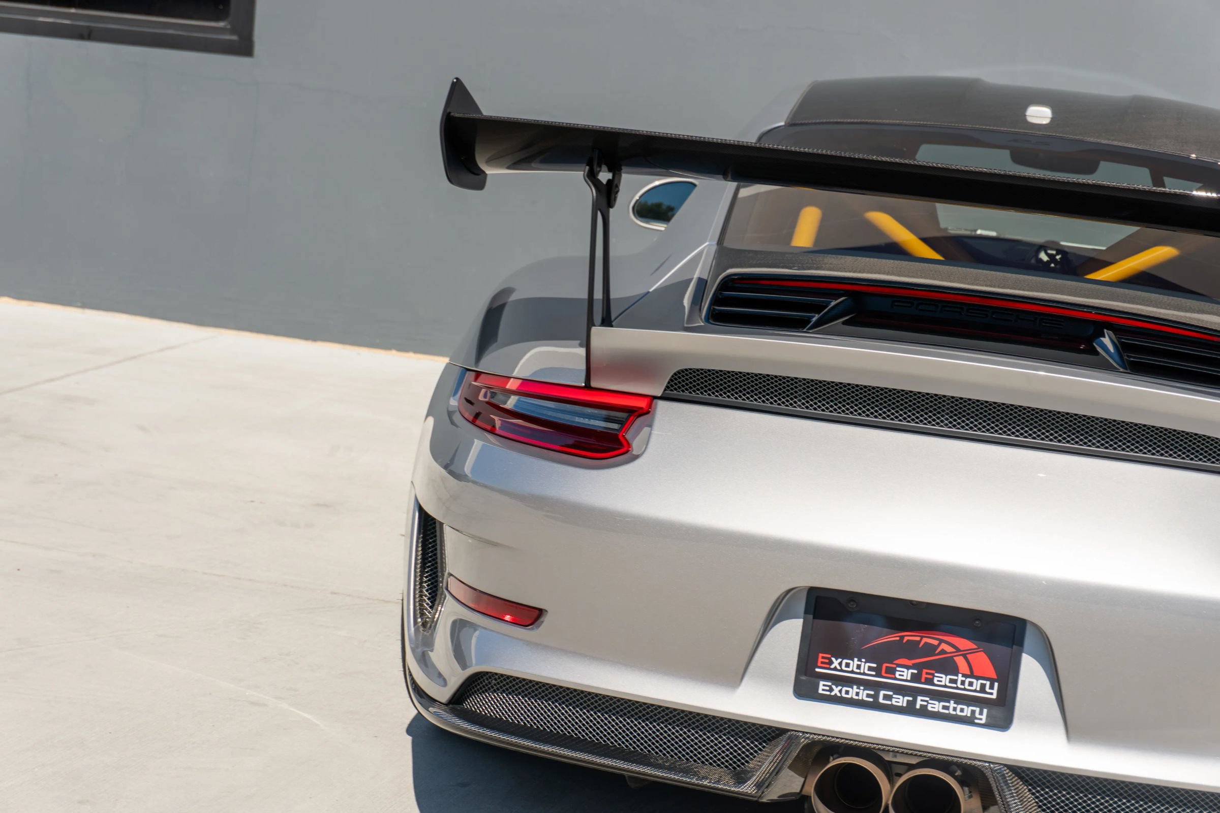 Used 2019 Porsche 911 GT3 RS RWD image 40