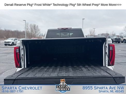 Used 2024 GMC Sierra 2500 Denali w/ Denali Reserve Package AWD/4WD image 26