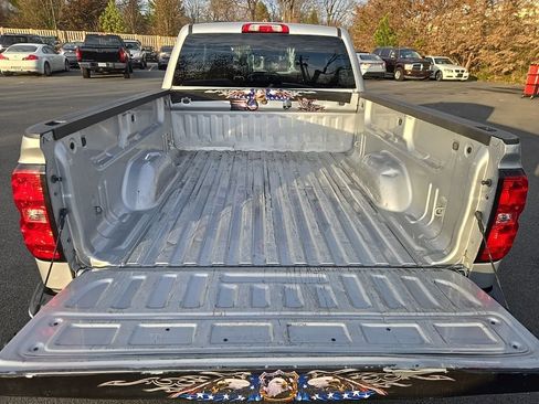 Used 2018 Chevrolet Silverado 1500 LT w/ All Star Edition image 41