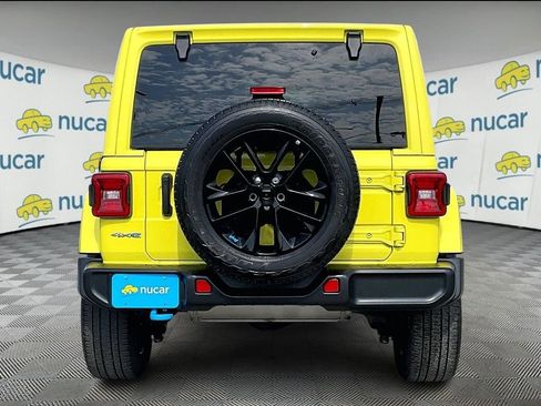 Used 2022 Jeep Wrangler Unlimited Sahara w/ Cold Weather Group AWD/4WD image 5