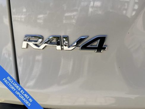 Used 2021 Toyota RAV4 Limited FWD image 39